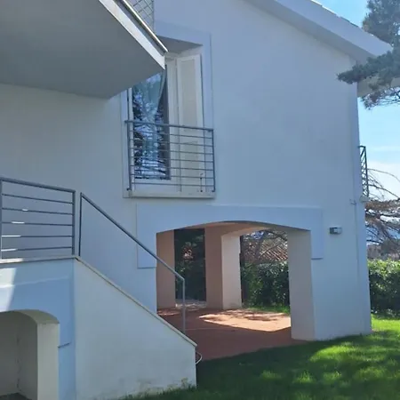 فيلة Villa Baja Sardinia *